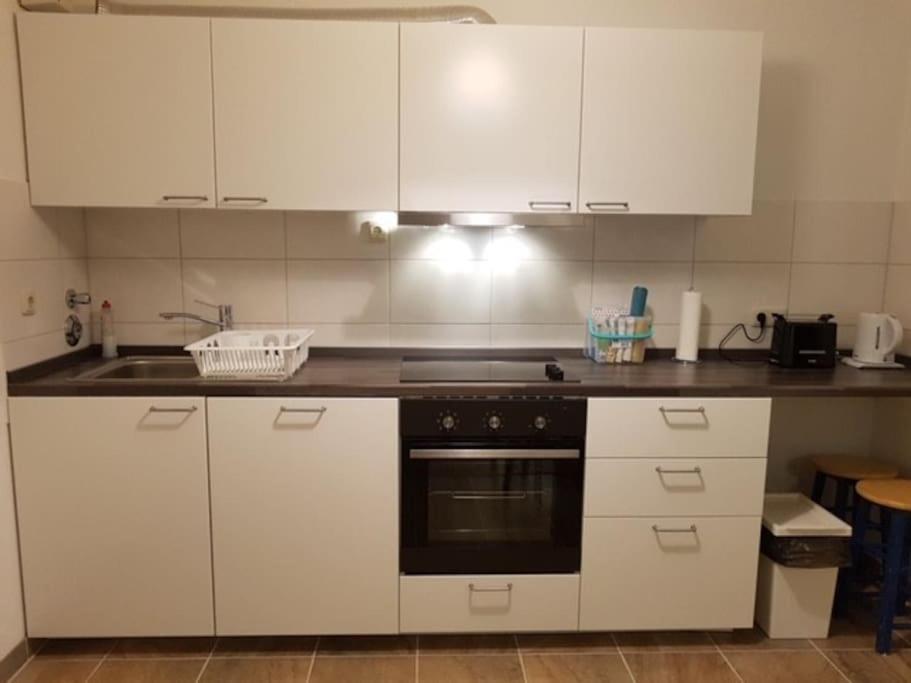 Schoene 2-zimmerwohnung In Hannover-list Apartment