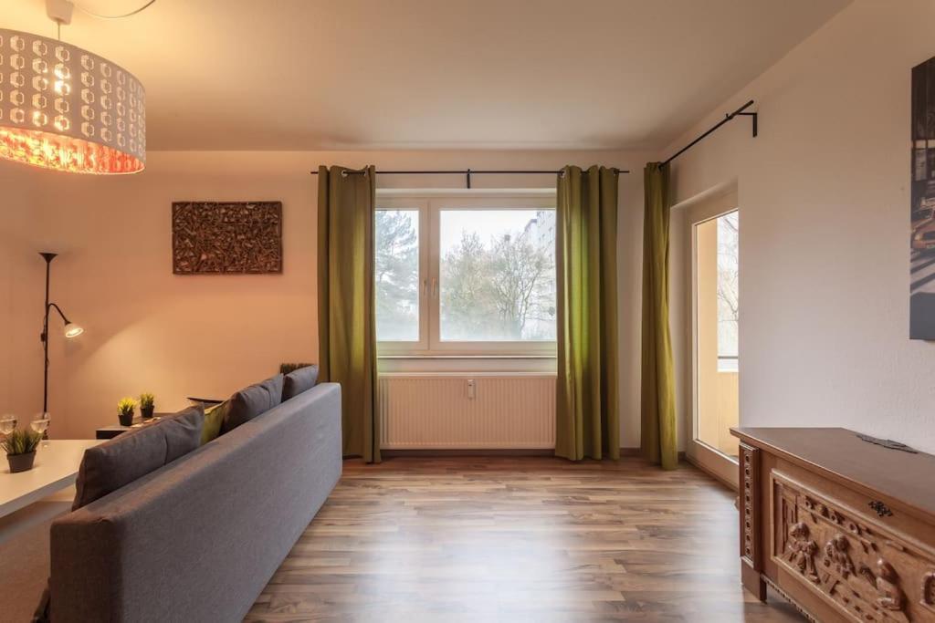 Schoene 2-zimmerwohnung In Hannover-list *