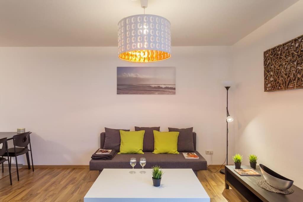 Apartment Schoene 2-zimmerwohnung In Hannover-list Hannover